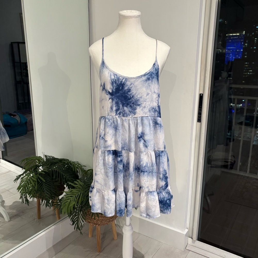 Hem & Thread Blue and White Tie-Dye Mini Dress